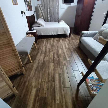 איגלסיאס Bed And Breakfast Raggio Di Sole מראה חיצוני תמונה