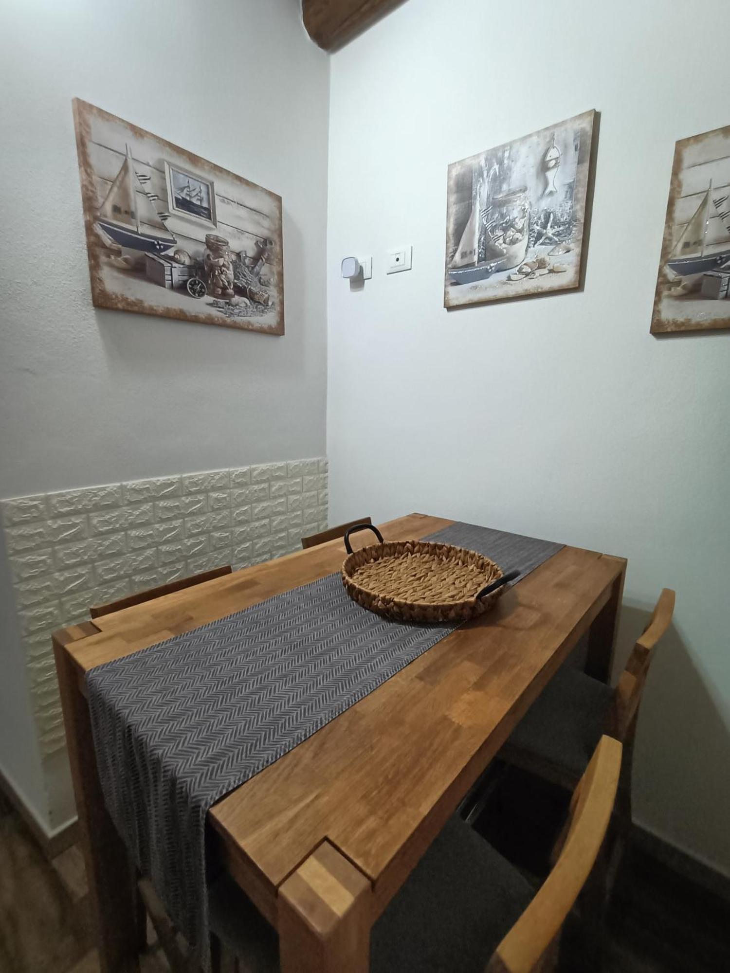 איגלסיאס Bed And Breakfast Raggio Di Sole מראה חיצוני תמונה