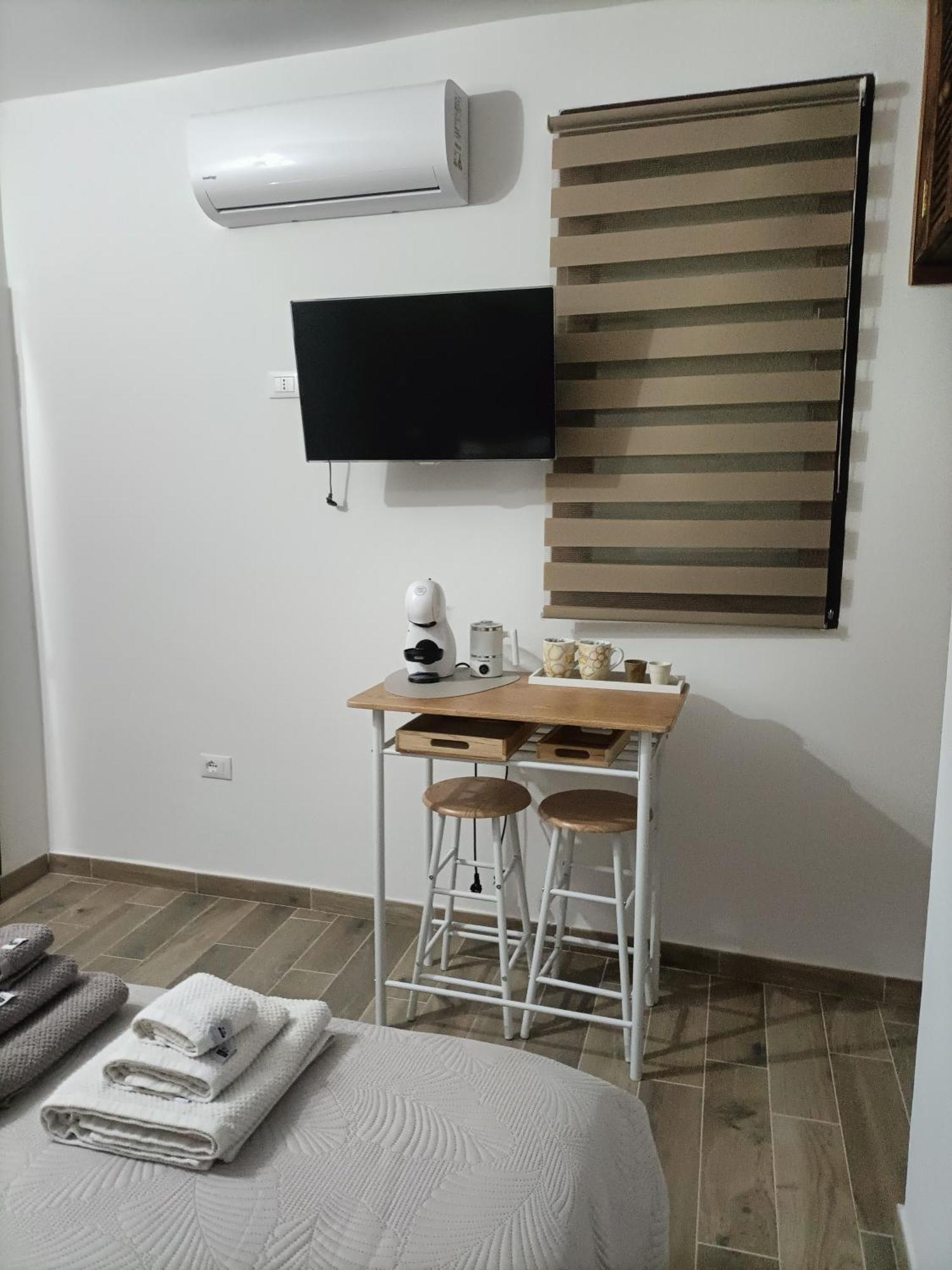 איגלסיאס Bed And Breakfast Raggio Di Sole מראה חיצוני תמונה