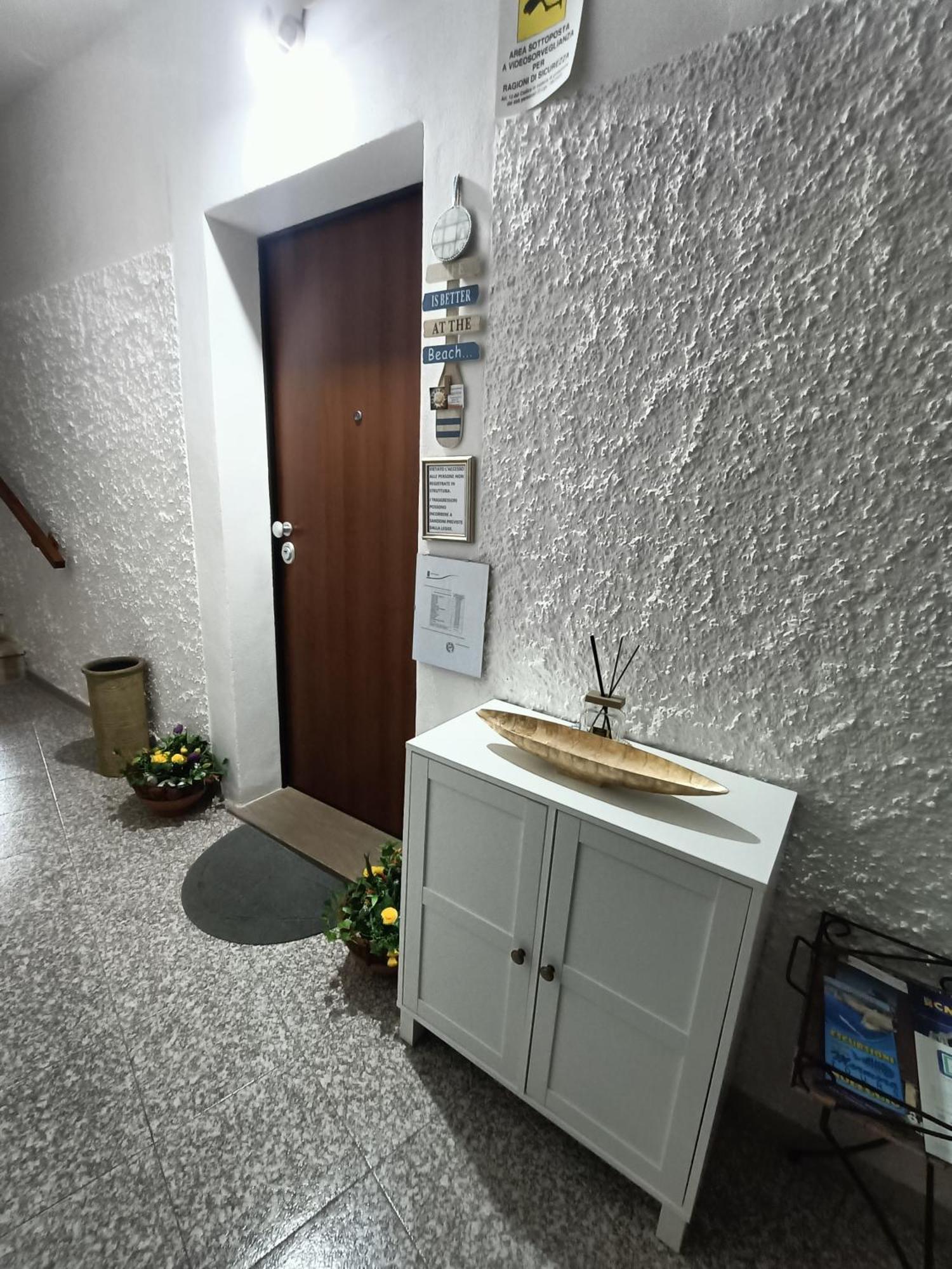 איגלסיאס Bed And Breakfast Raggio Di Sole מראה חיצוני תמונה