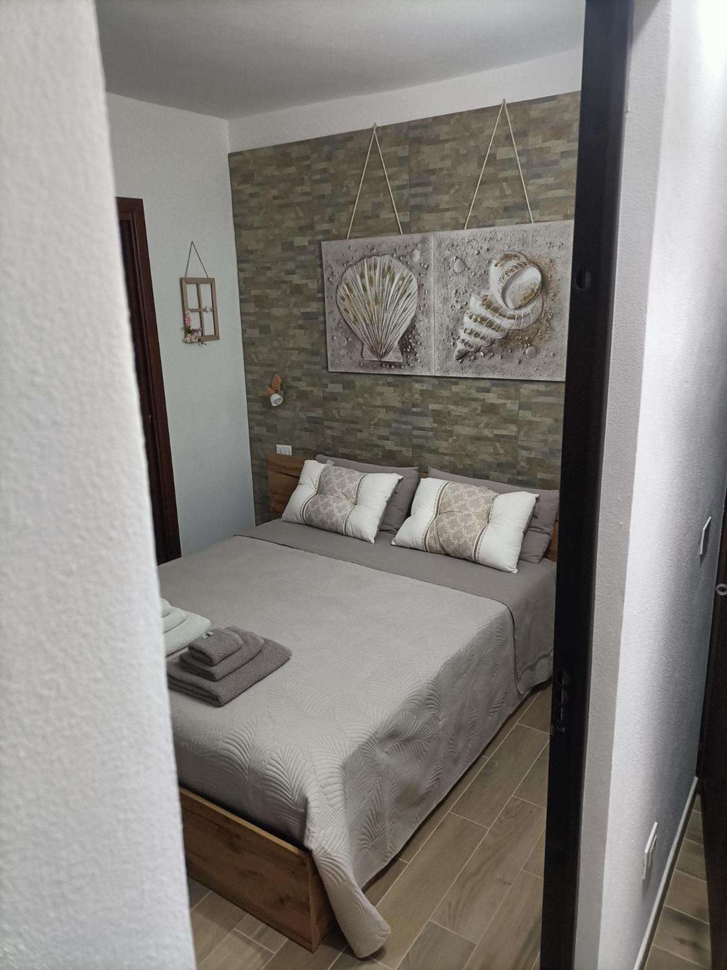 איגלסיאס Bed And Breakfast Raggio Di Sole מראה חיצוני תמונה