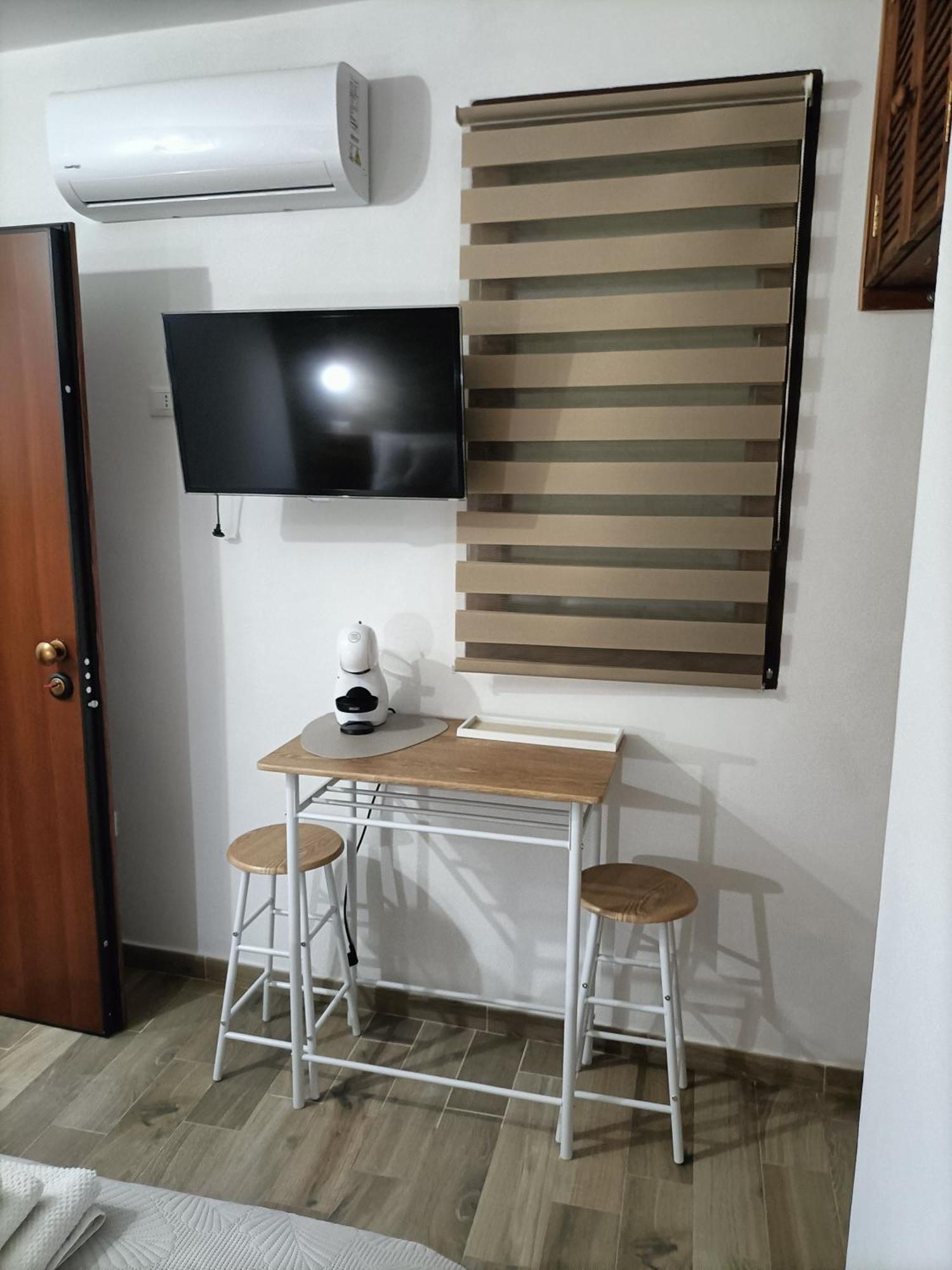 איגלסיאס Bed And Breakfast Raggio Di Sole מראה חיצוני תמונה